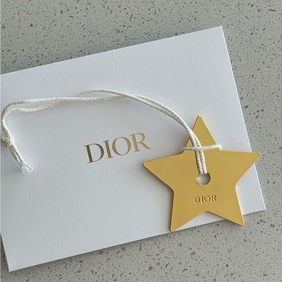 Dior Gold Metal Star Charm - Picture 5 of 5